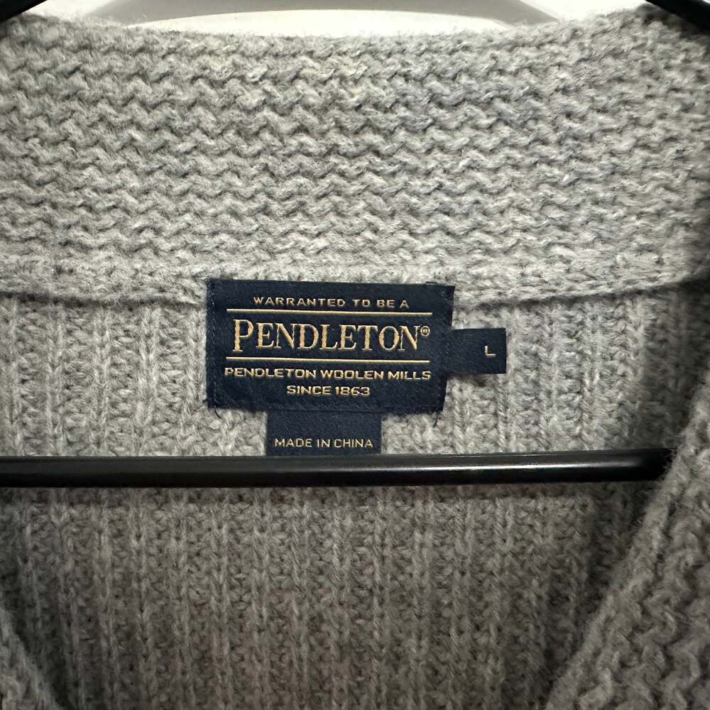 Pendleton Men’s Cardigan Sweater - Picture 3 of 3